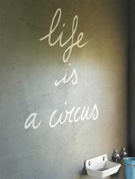 La Roulotte Circus Des Grillots Hotel Beaulon Exterior photo